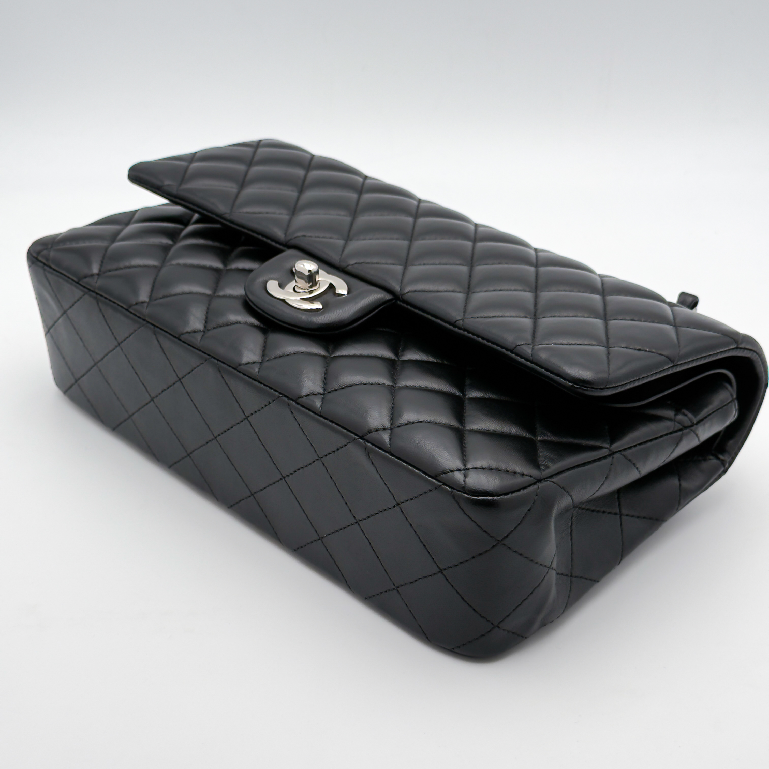 Chanel Classic 11.12 25 - Nera/Lambskin - HW Silver — foto 9