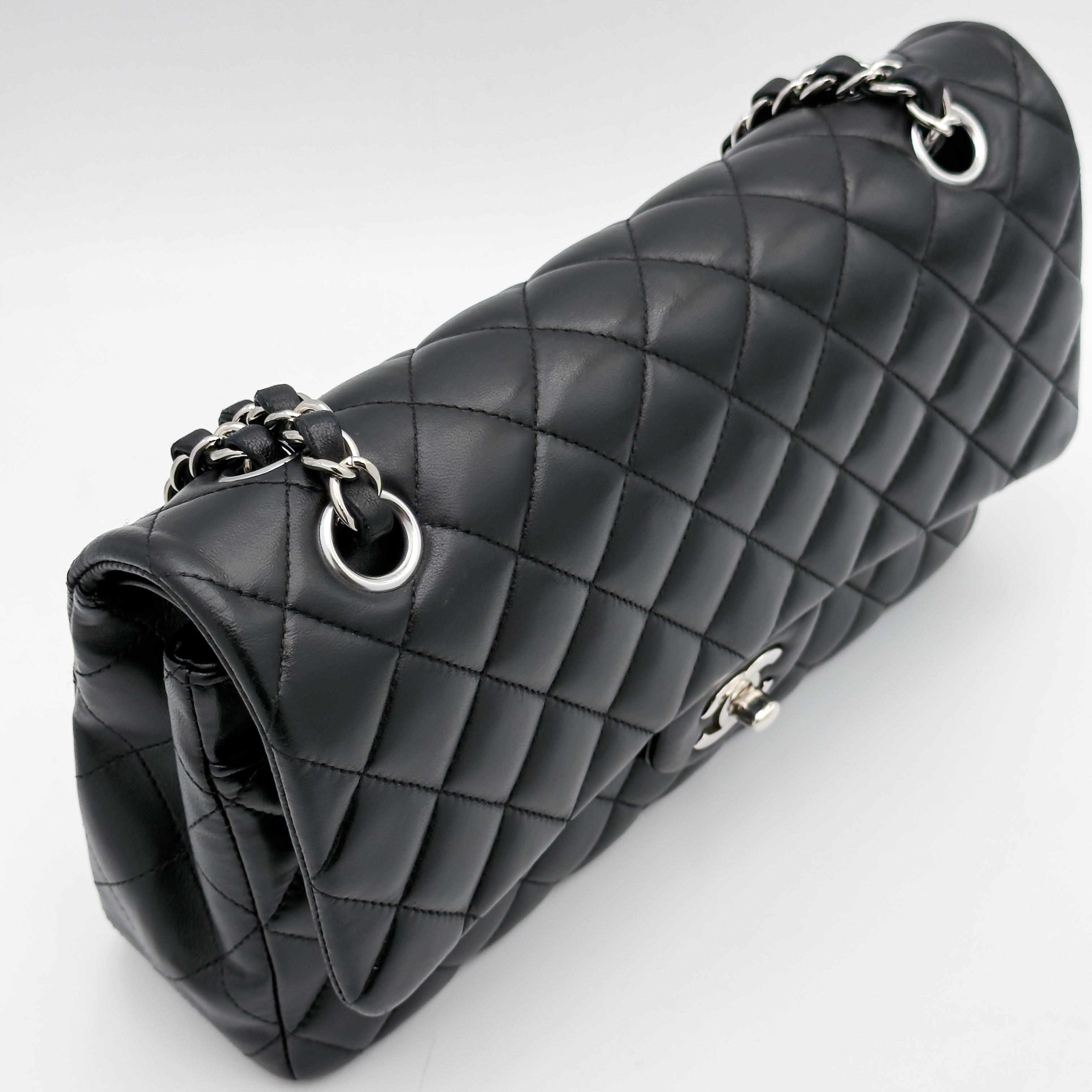 Chanel Classic 11.12 25 - Nera/Lambskin - HW Silver — foto 11