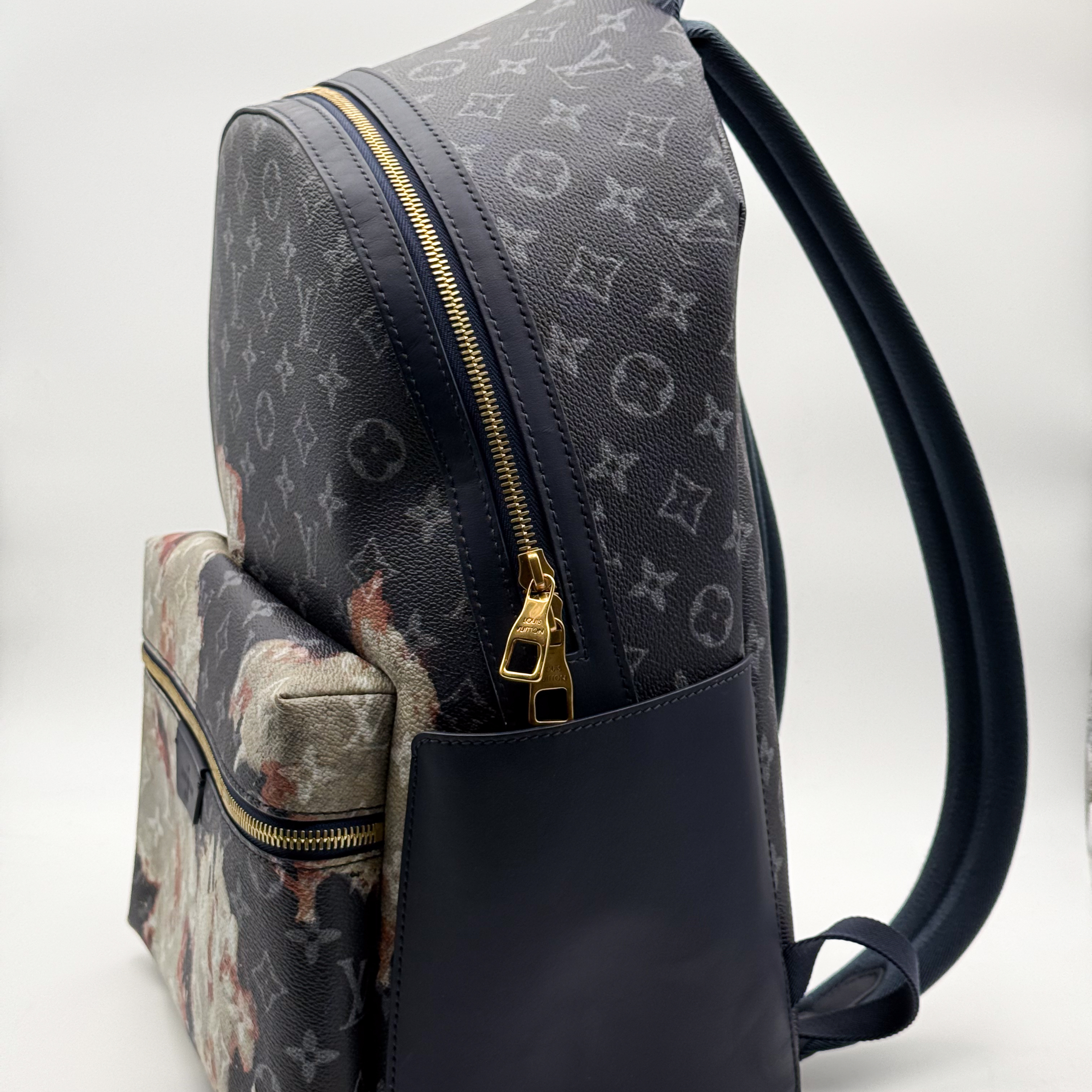 LV Zaino Discovery Monogram Bleach — foto 2